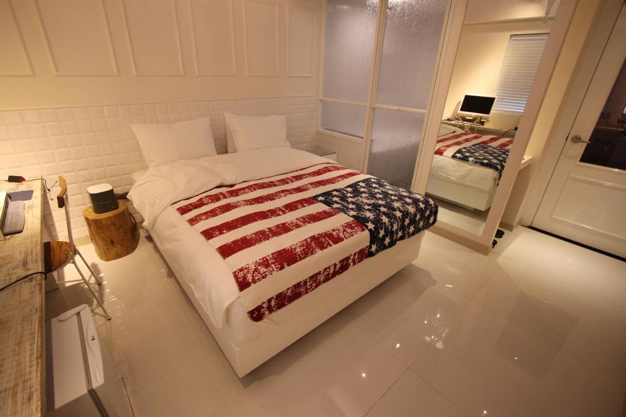 The First Snow Hotel Daegu Exterior photo